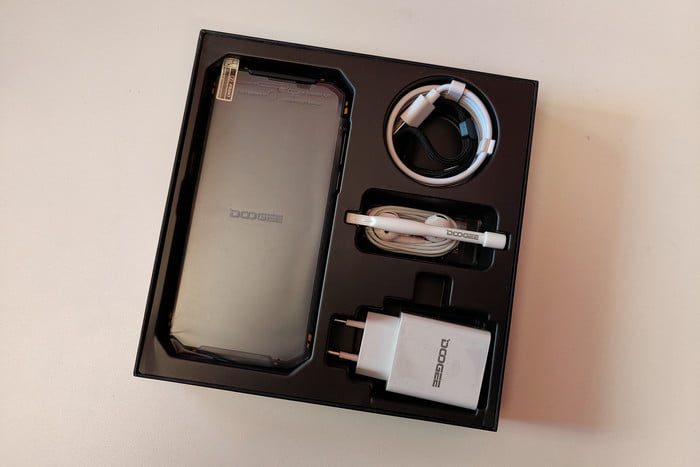 review doogee s96 pro analisis opinion precio caja 700x467 c