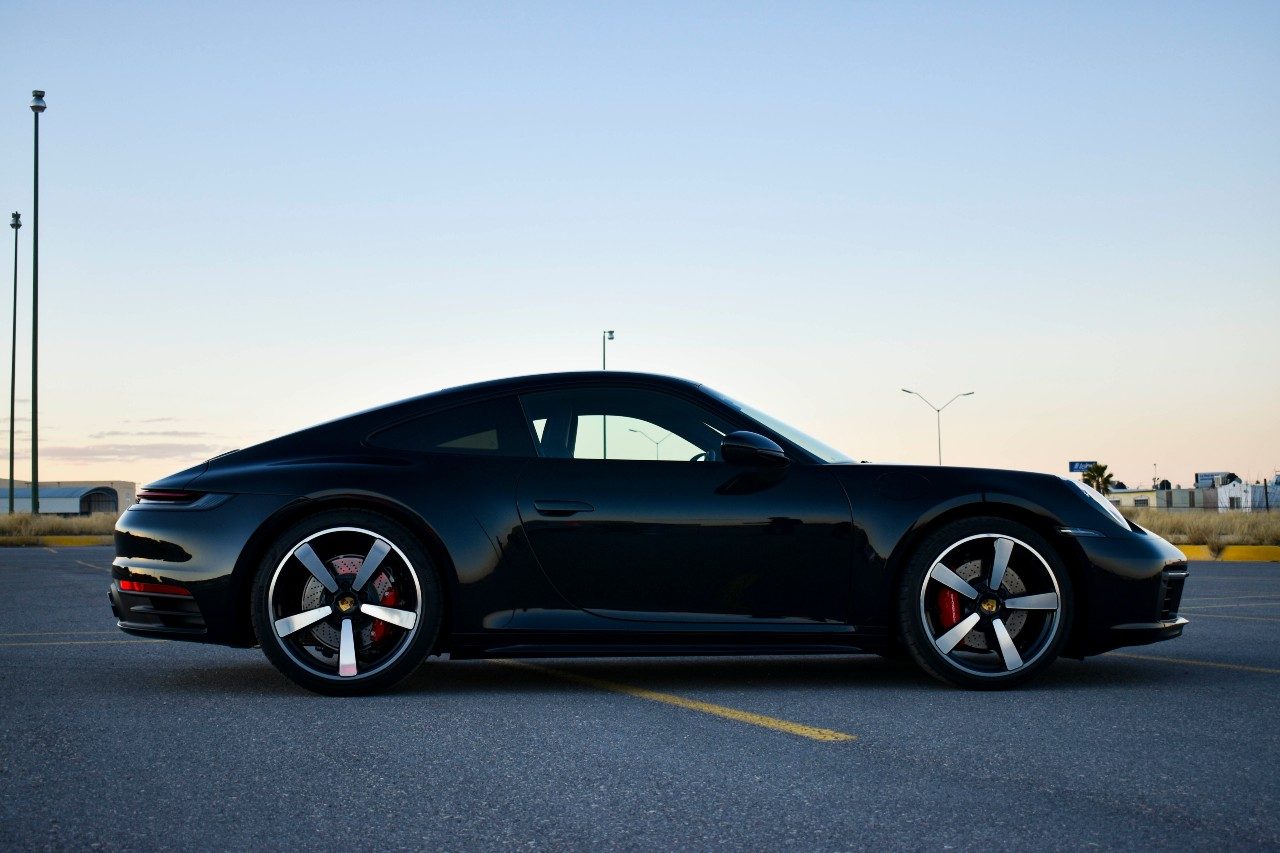 Perfil 911 Porsche Carrera 4S