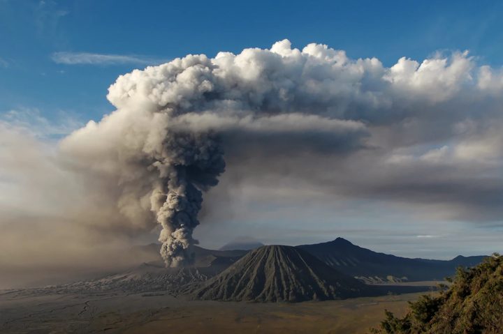 Una erupción de un volcán