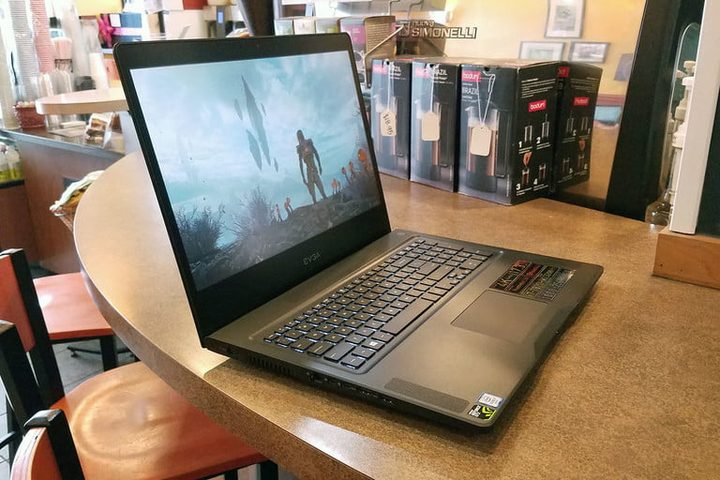 Laptop EVGA SC17 para agregar resolución 1440p