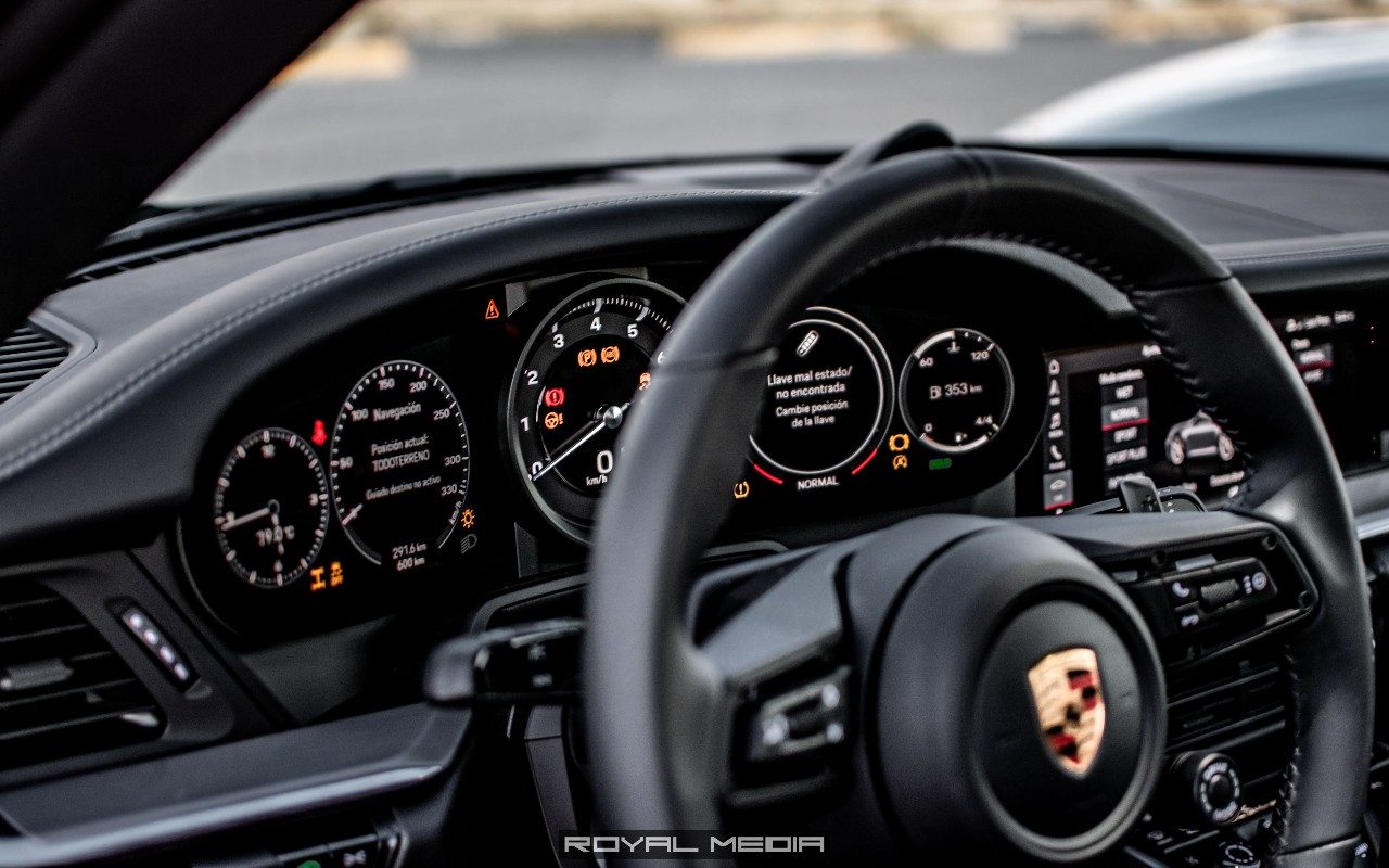 Volante Porsche 911 Carrera 4S