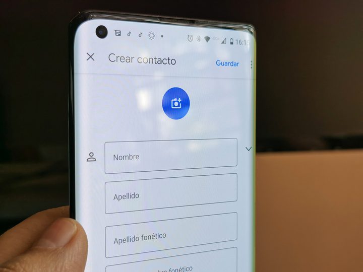 Crear un contacto en Contactos de Google