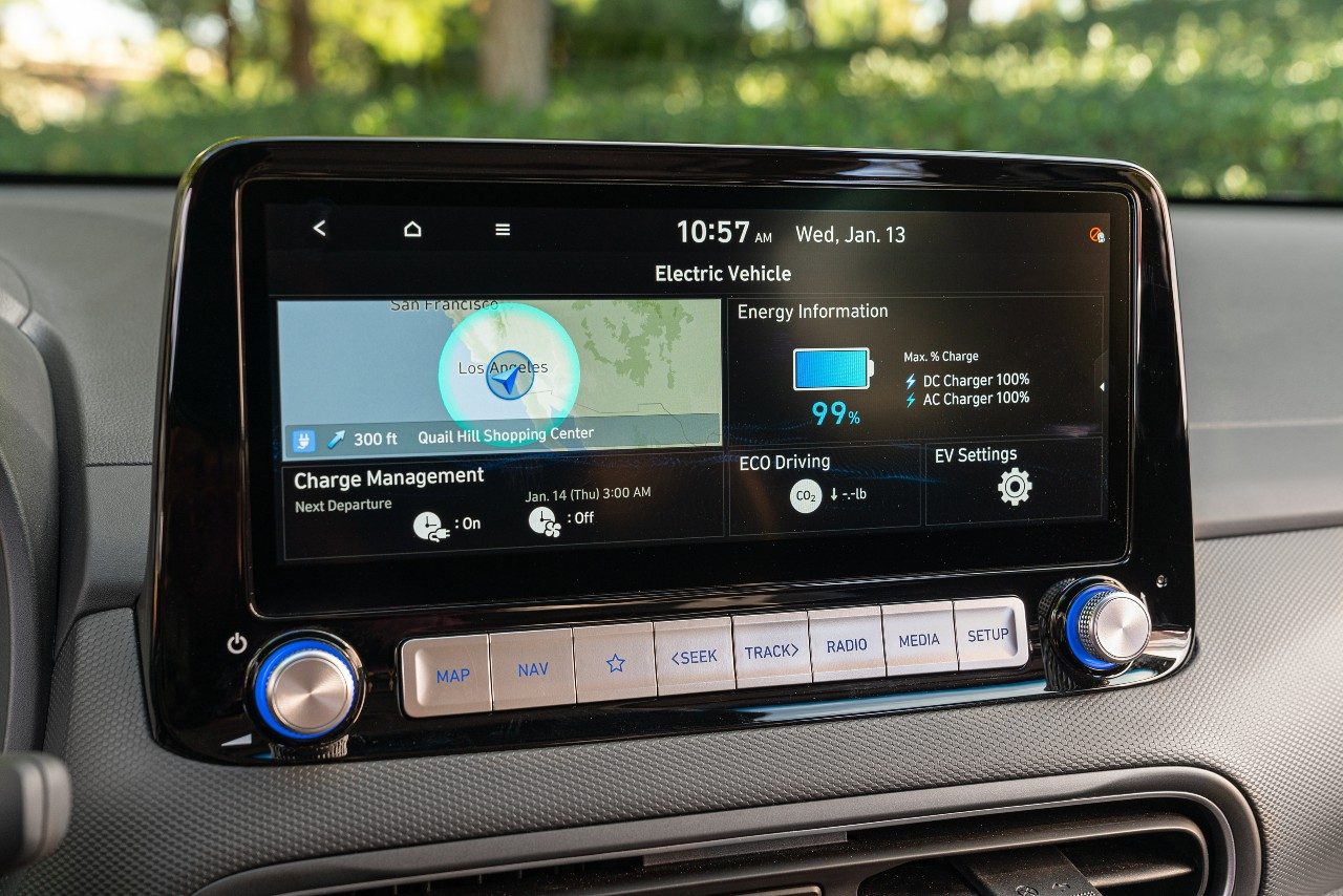Hyundai Kona EV 2022 screen