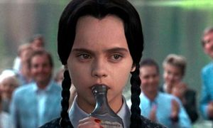 netflix tim burton familia addams miercoles