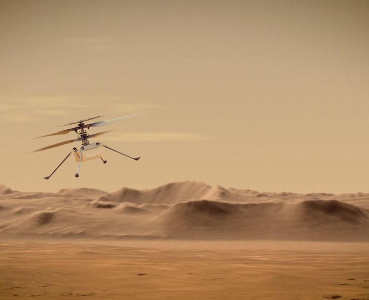 La imagen muestra una simulación del helicóptero Ingenuity que acompaña al rover Perseverance.