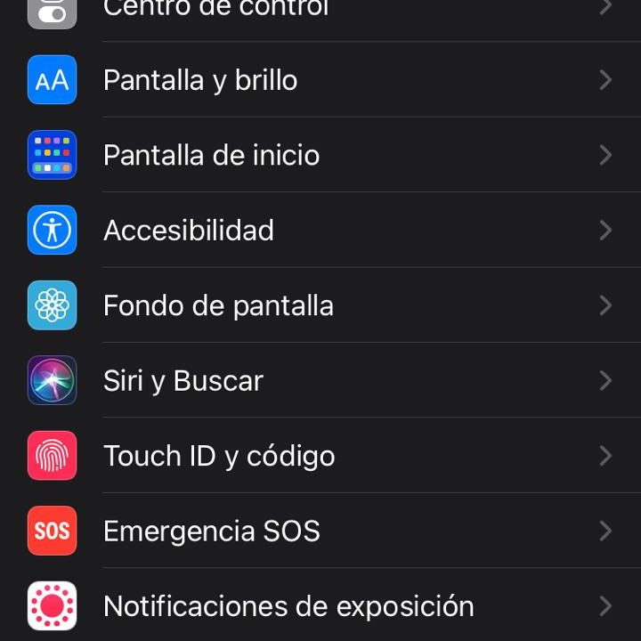 Menú configuración general de un celular para verificar si es necesario cambiar la batería de un iPhone