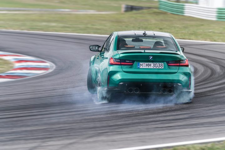 BMW M3 drifting