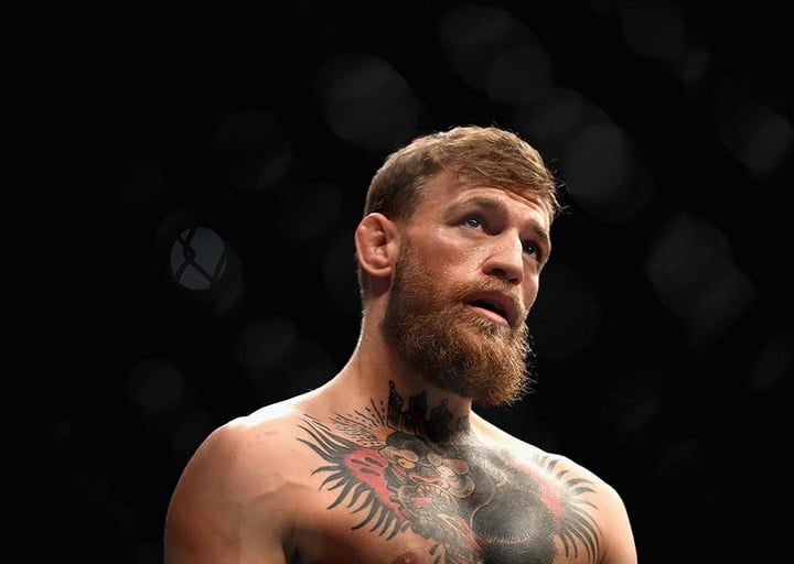 Luchador Conor McGregor preparándose para pelear y para estar enterado acerca de todo sobre la UFC