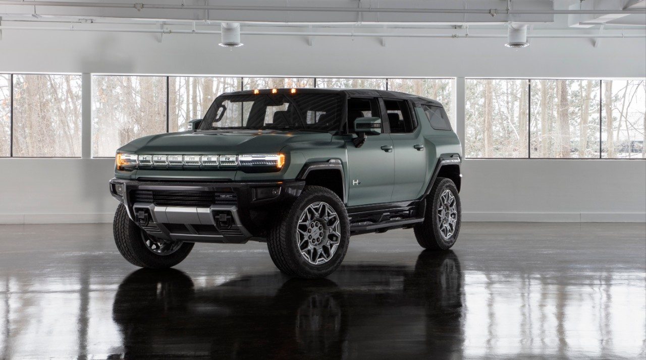GMC HUMMER EV SUV front