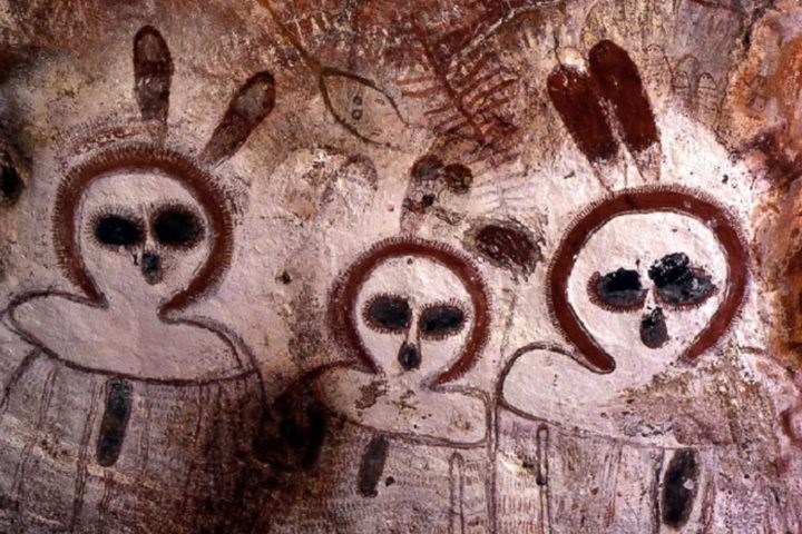Una imagen de la docuserie de pseudociencia Alienígenas Ancestrales