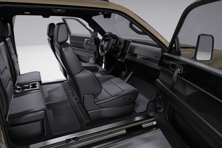 Alpha Wolf Plus interior