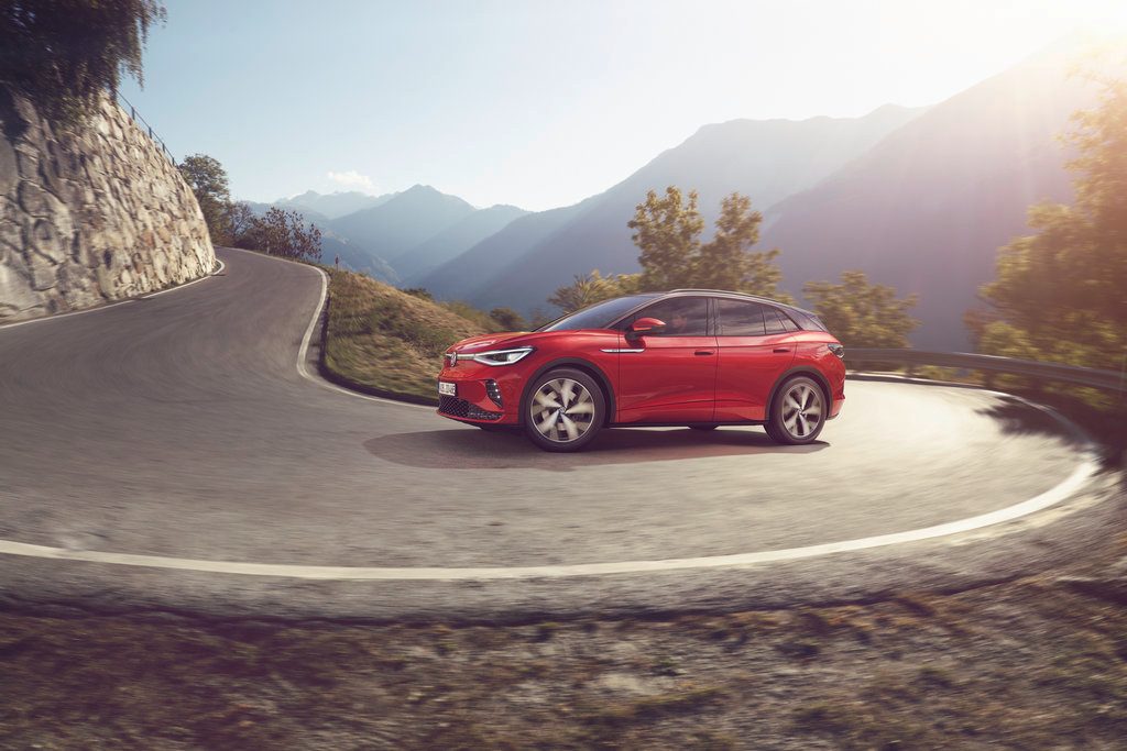 Volkswagen ID.4 GTX side