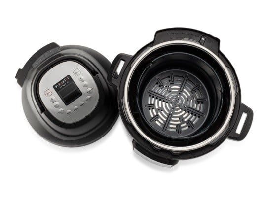 Olla a presión y freidora con su tapa vistas desde arriba para comparar a la Instant Pot Duo Crisp vs. Ninja Foodi