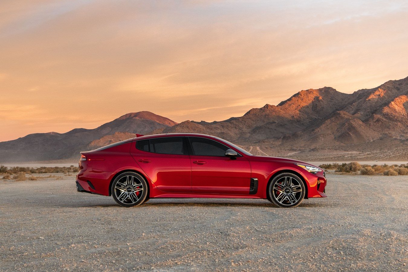 Kia Stinger 2022 profile