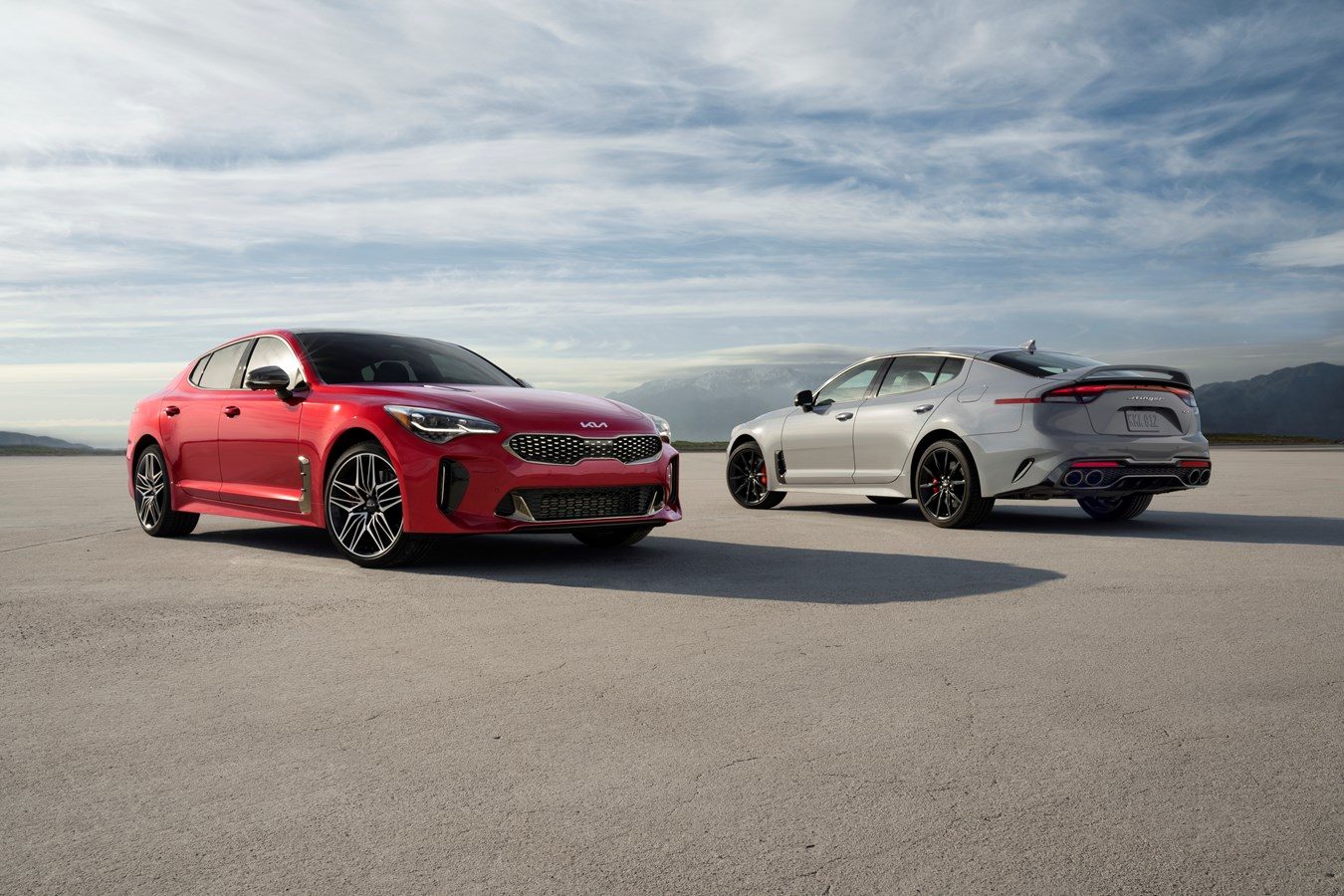 Kia Stinger 2022 GT and Scorpion