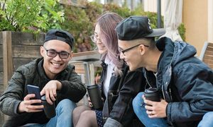 que es kik messenger jovenes adolescentes telefono celular