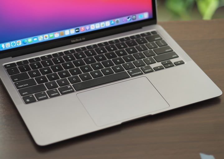 Una imagen de la MacBook Air con procesador M1
