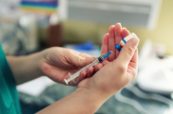 Universidad de Oxford inicia ensayos de vacuna contra el VIH