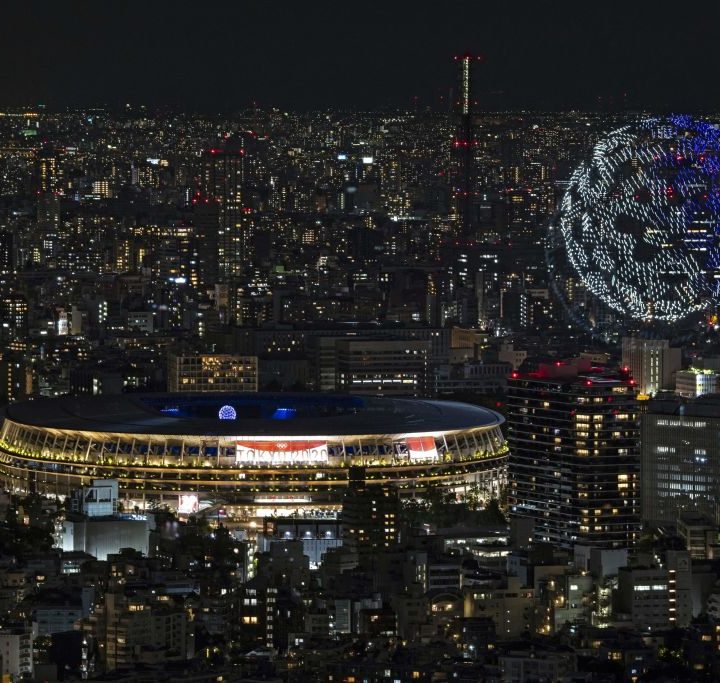 Tokyo 2020 impacta con show aéreo de 1824 drones