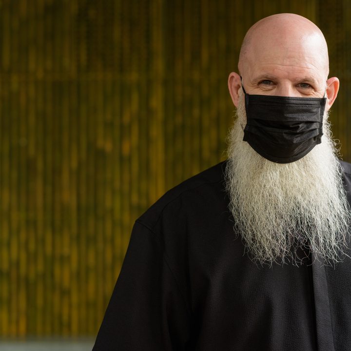 Sacerdote Ortodoxo COVID-19