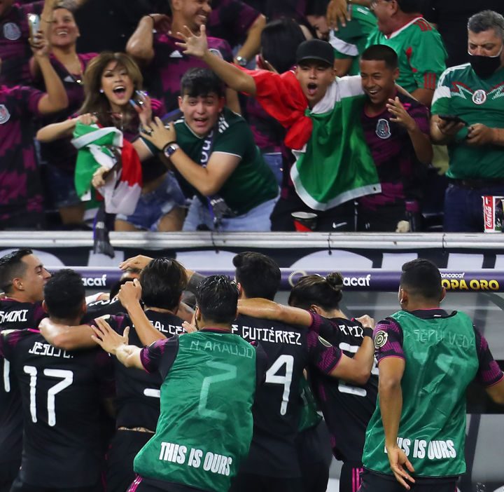 El mexicano Héctor Herrera marca el gol del triunfo en el partido contra Canadá por la semifinal de la Copa Oro 2021