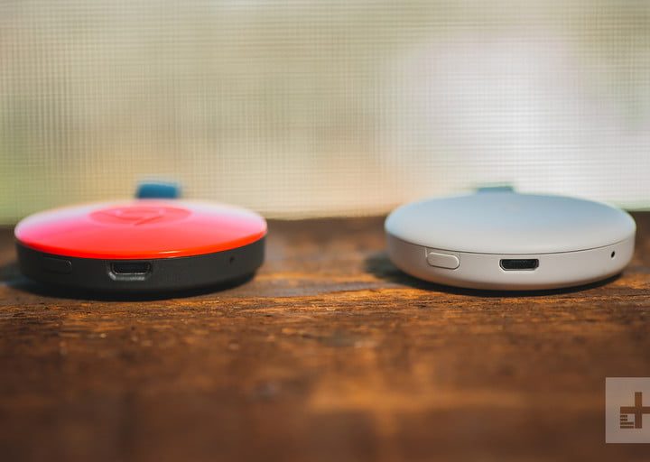 El mismo dispositivo de transmisión en color blanco y rojo para conocer los problemas con el Chromecast