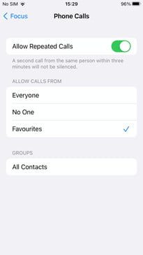 Imagen de la configuración de llamadas telefónicas en el modo Focus de iOS 15.