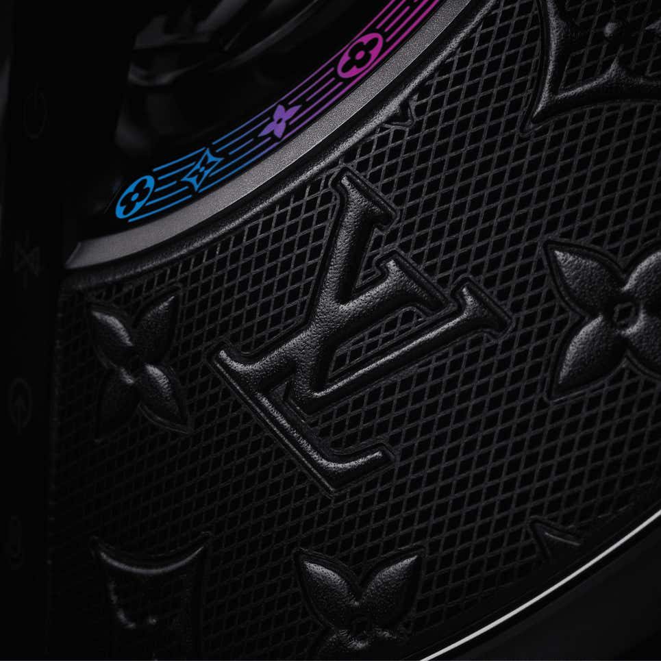 altavoz portatil louis vuitton horizon light up speaker 2