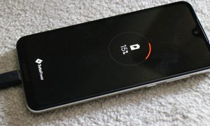 Motorola G7 cargandose