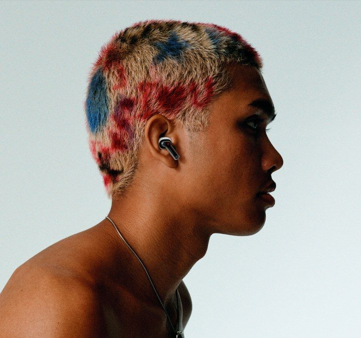 Cancelación de ruido y diseño semitransparente: los nuevos Nothing ear (1)