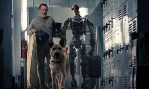 Finch: Tom Hanks también prueba suerte con el postapocalipsis