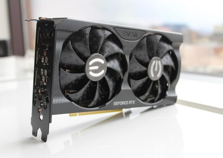 EVGA RTX 3060 sobre una mesa.