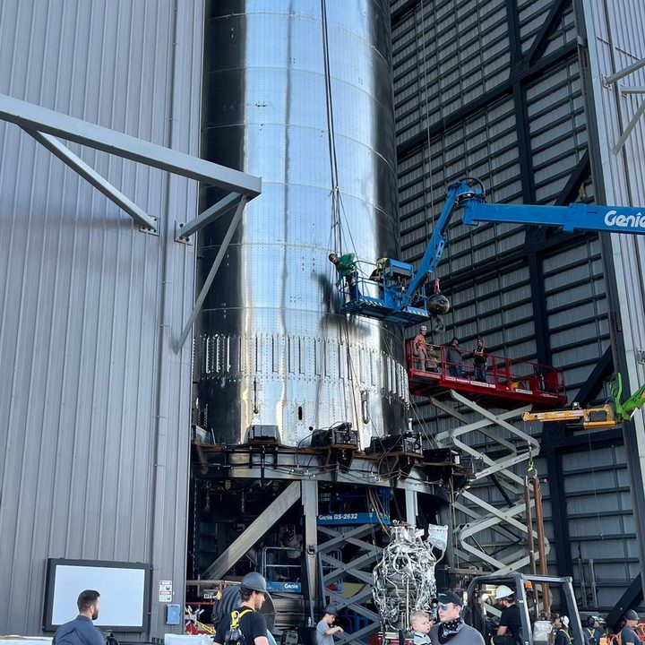 Super Heavy: SpaceX enseña su cohete más grande y potente