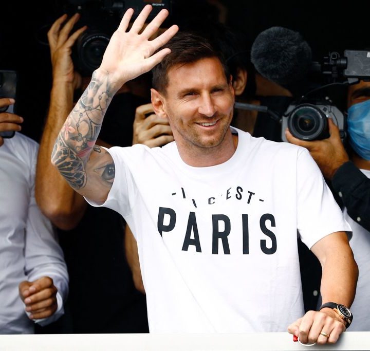 El video en Twitter con el que el PSG le da la bienvenida a Messi