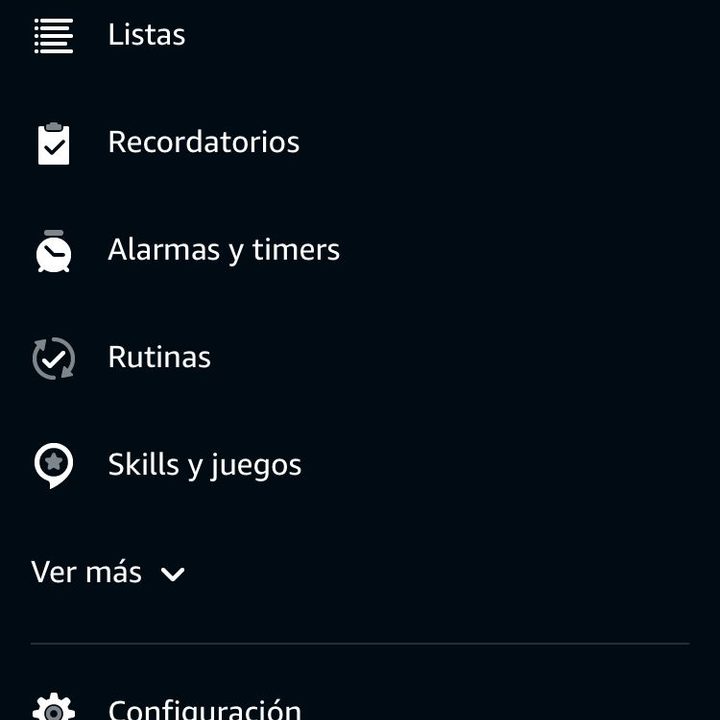 Menú aplicación Alexa en iPhone