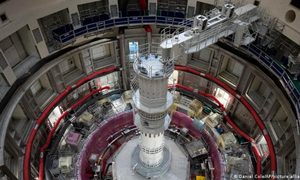 iman gigante levantar portaaviones im  n reactor