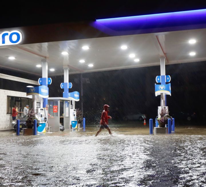 La imagen muestra la inundación causada por el paso de la tormenta tropical Ida por Nueva York