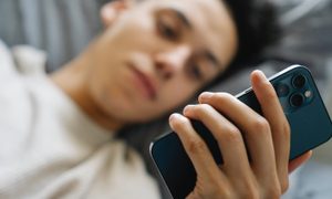 enfermedad redes sociales tourette msmi