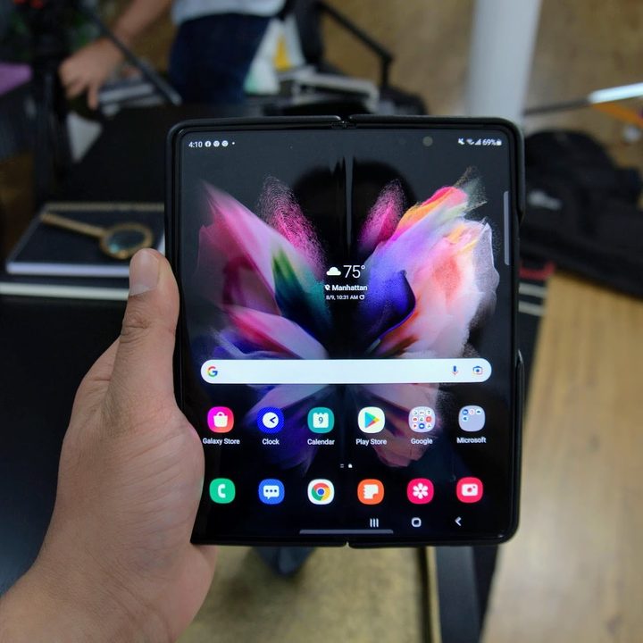 Galaxy Z Fold 3