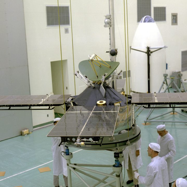 Preparativos para el lanzamiento de la sonda Mariner 4