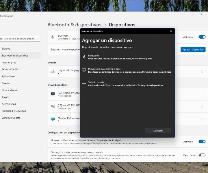 Pantalla de Configuración para agregar dispositivos Bluetooth en Windows 10