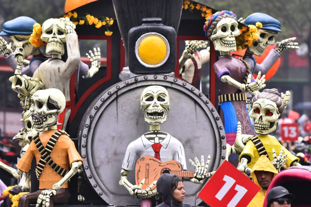 Una imagen del desfile de D&iacute;a de Muertos 2019 de la CDMX