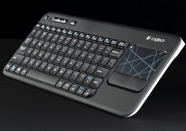 El Logitech K400 en la oscuridad. Uno de los mejores teclados Bluetooth