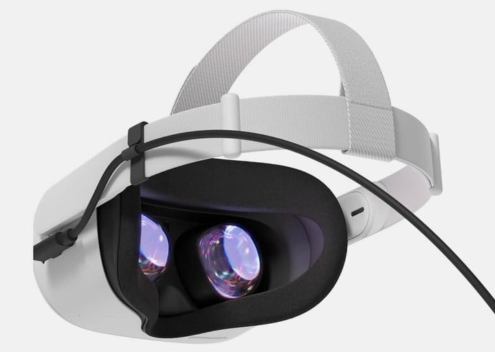 Conectar Oculus Quest 2 con un cable Oculus Link.