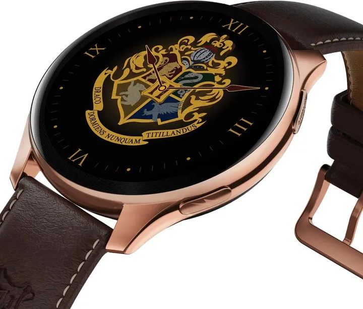 La imagen muestra un smartwatch inspirado en Harry Potter.