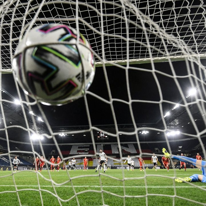 Alemania anota un gol de penal