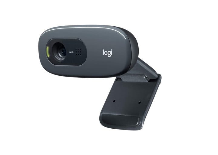 Cámara web Logitech C270 HD sobre un fondo blanco.