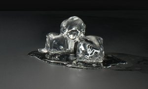 logran crear hielo negro caliente