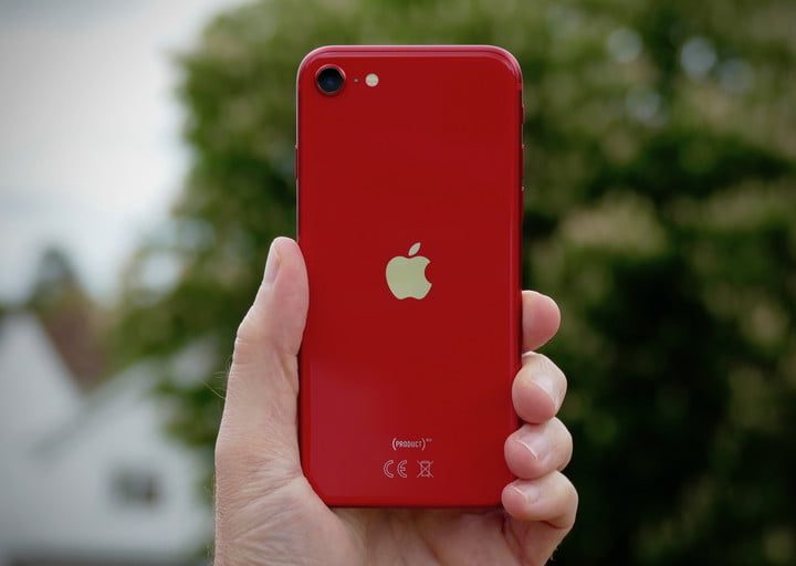 iPhone SE 2020 rojo