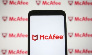 mcafee adquirida 14000 millones dolares in this photo illustration a logo of computer
